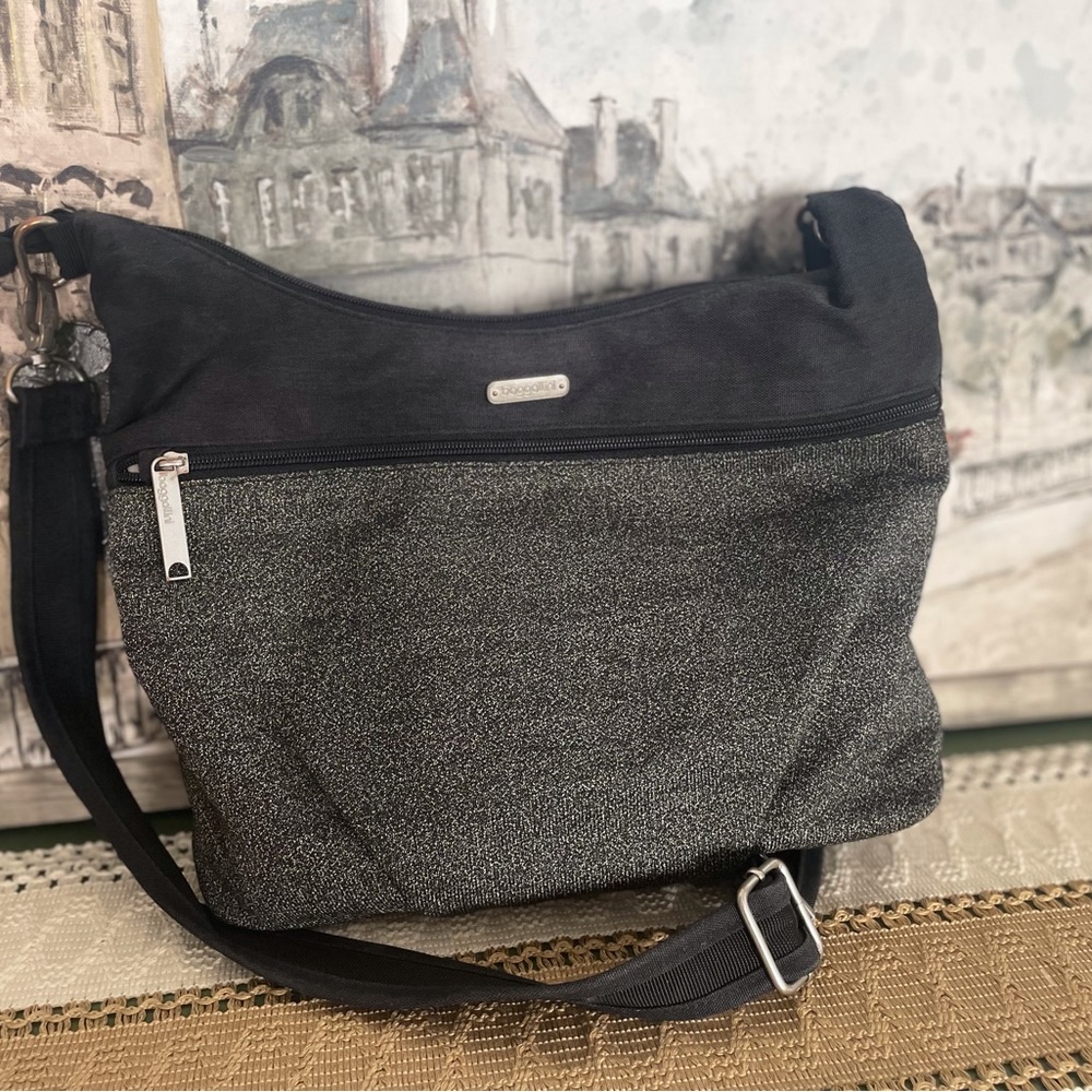 Two-Tone Baggallini Crossbody Bag - Excellent Condition